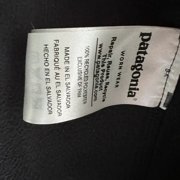 Patagonia Black Fleece Quarter Zip- Micro D - Picture 4 of 4